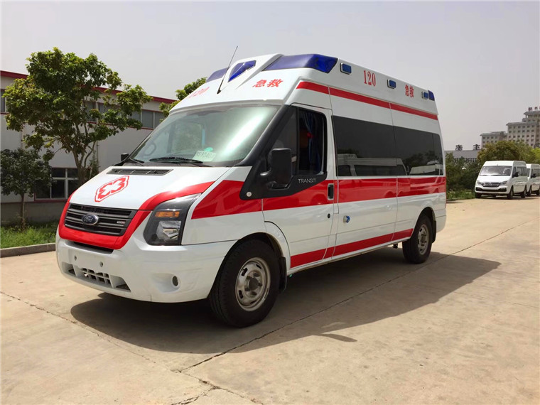江鈴新世代V348長軸福星高頂監(jiān)護(hù)型救護(hù)車