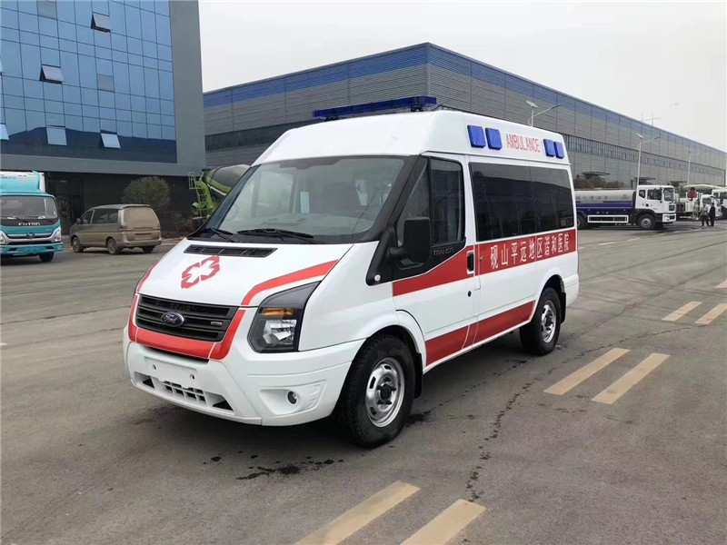 福特新世代V348短軸運(yùn)輸型救護(hù)車