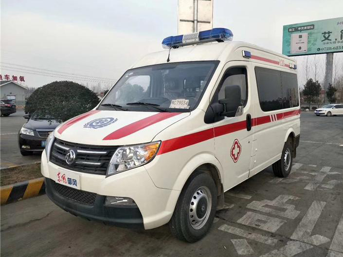 東風(fēng)御風(fēng)救護(hù)車
