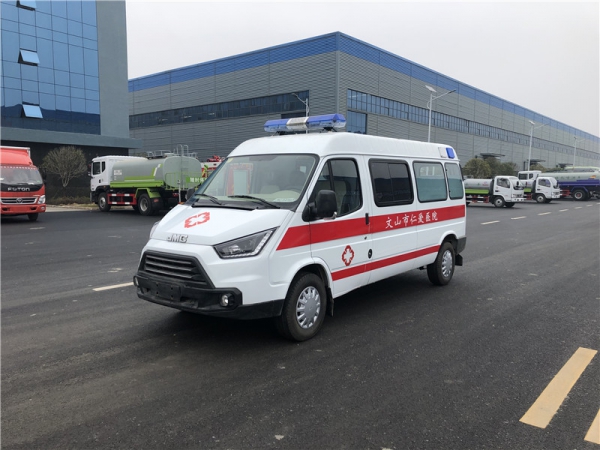 江鈴特順長軸中頂救護(hù)車